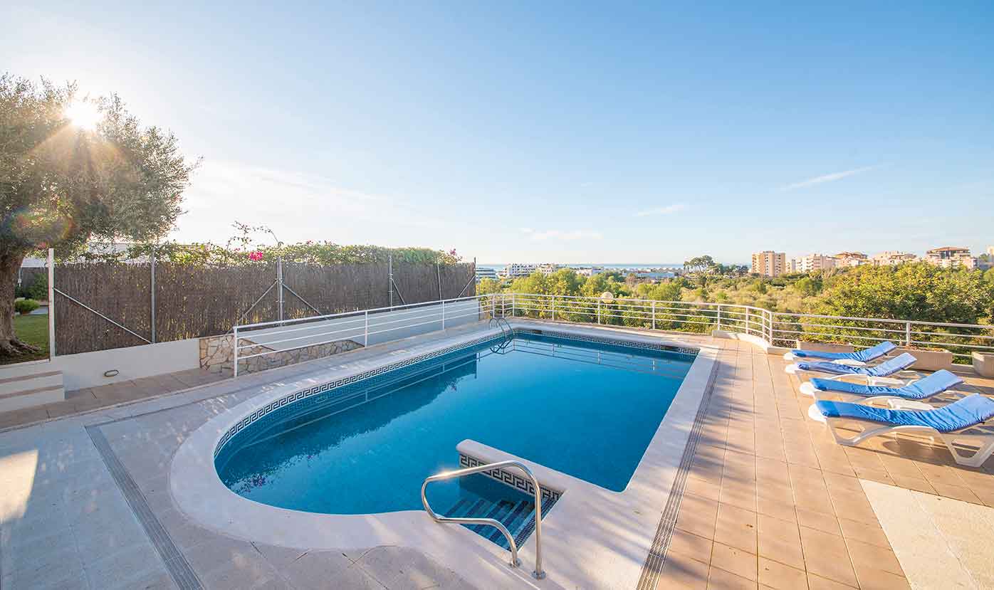 Villa Bali Sitges — Villa Camps rentals